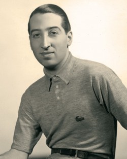 René Lacoste v tenisovém polo