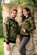 Pánská mikina na zip Camo Zipper Adler. Kapuce s podšívkou, na stažení šňůrkou. 3 barevné varianty.