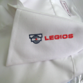 Výšivka firemní logo na oděvy